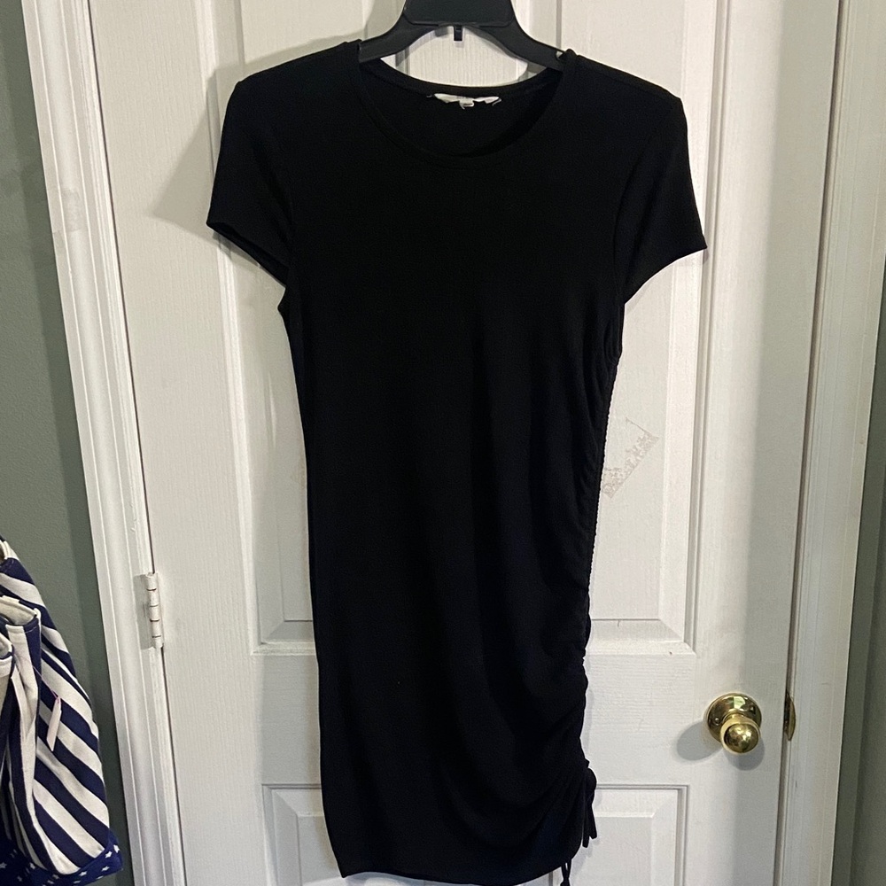 BB Dakota Black Short-Sleeve Ruched Mini Dress